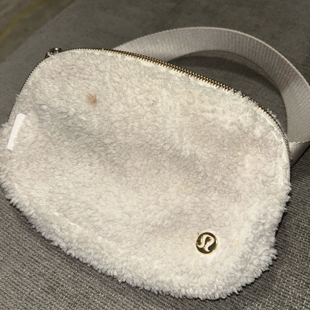 Lululemon White Sherpa Belt Bag